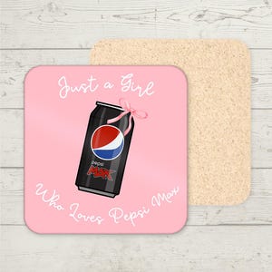 Pepsi Max-onderzetter met roze strik, cadeau aangepaste naam, grappige onderzetter, aangepaste cadeaus, onderzetter drankjesmat, cadeaus voor haar, Just a Girl, kousvuller