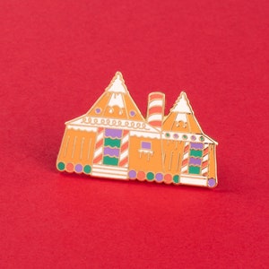 Pepparkakshus Emaljnål