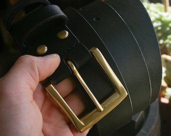 Echter Ledergürtel für Männer, Benutzerdefinierte Ledergürtel Männer, Bushcraft Gürtel, Geschenk für Ehemann, Trauzeugen Geschenk, personalisiertes Weihnachtsgeschenk