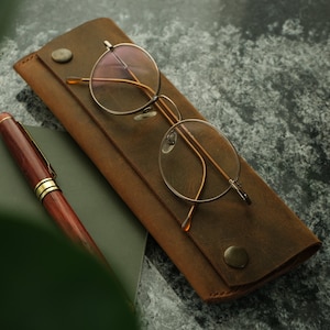 Personalisierte Leder Stiftetui, Leder Stifthalter, Füllfederhalter, Geschenk für Papa, Geschenk für Künstler, Geschenk für neuen Job