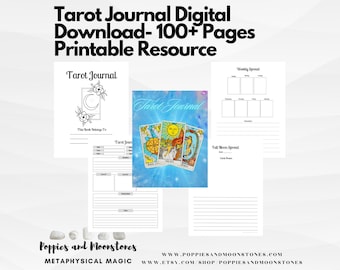 Puede incluir: Un diario de tarot digital imprimible con más de 100 páginas. La portada presenta un fondo azul con tres cartas de tarot y el texto "Tarot Journal". El diario incluye páginas para tiradas semanales, tiradas de luna llena y otras lecturas de tarot.
