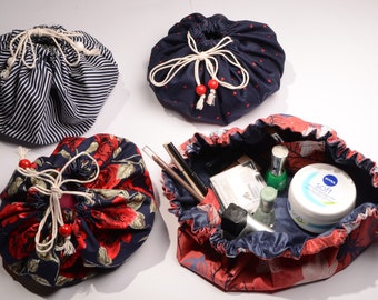 Cosmetic bag - round cosmetic bag with drawstring made of cotton and impregnated inner fabric