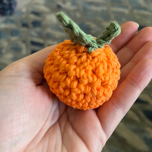 Crochet orange plushie, crochet fruit, tangerine, yoongi orange, kpop concert freebie