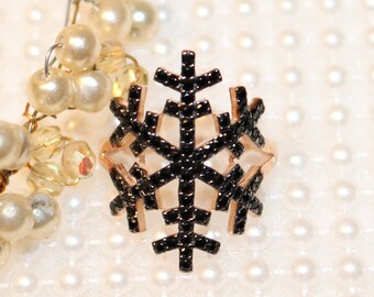 Diamond Snowflake Ring - Gold Band - Black Diamonds