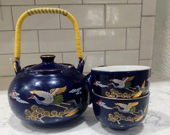Cobalt Blue Japanese Tea Pot with Crane Art & Handle - 2 Cups - Year Unknown