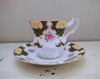 Vintage No. 6039 Rosina Fine Bone China Tea Cup & Saucer Made in England