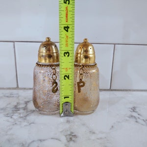 Vintage Hazel Atlas Gold Glitter Salt & Pepper Shaker Set Rare with S and P Charms image 7