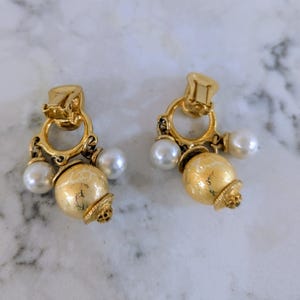 Vintage Large Drop Faux Pearl and Gold Clip on Earrings