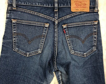 550 levis womens