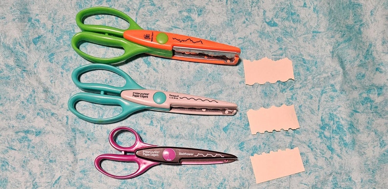 Lot of 3 Decorative Scissors image 2