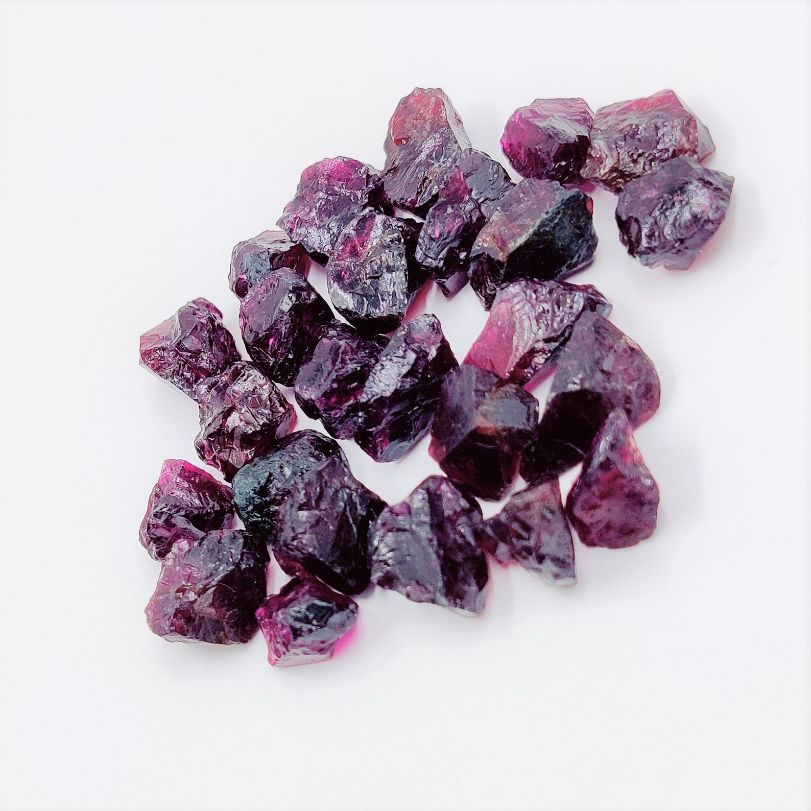 AAA Quality 25 PC LOT Rhodolite Garnet Raw Stone Natural | Etsy