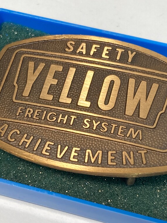 YELLOW Freight System Safety Achievement Belt Buc… - image 2