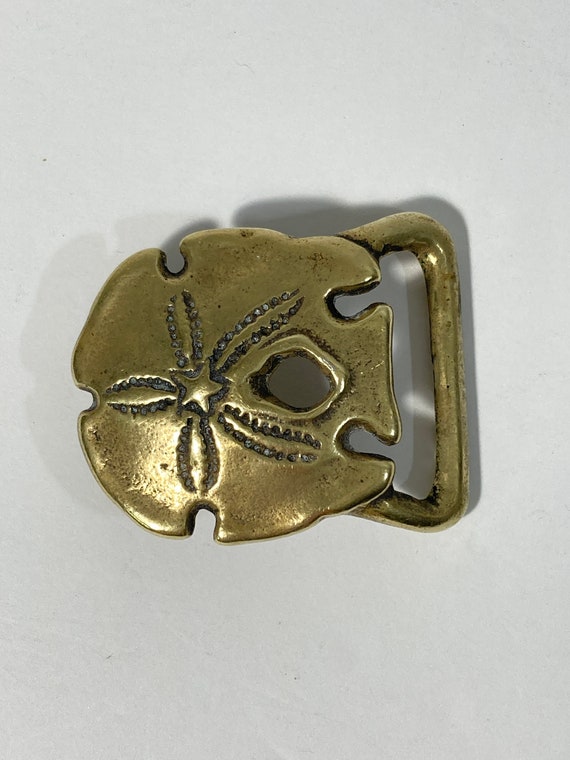 VTG Sand Dollar Belt Buckle - Solid Brass - 1970s… - image 1