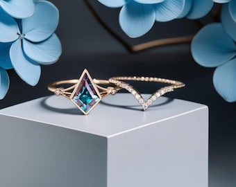 Kite Cut Alexandrite Engagement Ring Set: Vintage 14k Rose Gold Bridal Ring