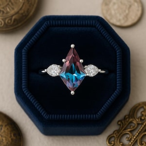 Kite Alexandrite engagement ring kite cut ring 14k rose gold vintage unique snowdrift engagement ring diamond bridal wedding ring for women