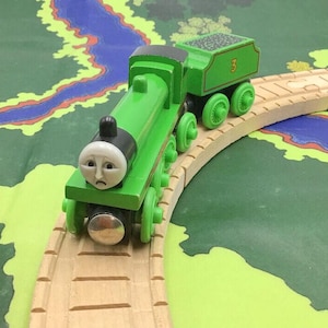 Thomas & Friends Come Out Sad Face Henry Engine Tender Wooden Railway Train 1998