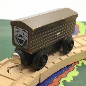 Thomas & Friends Troublesome Brakevan Truck 1st Edition White Face Wooden Train Vintage 1993 Retired Learning Curve