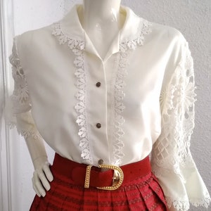 70 vintage pastel folk blouse lace pale yellow blouse feminine delicate ruffled sleeve extravagant lace blouse peter pan collar lace sleeve