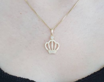 Crown Pendant 14K Solid Yellow Gold Cubic Zirconia