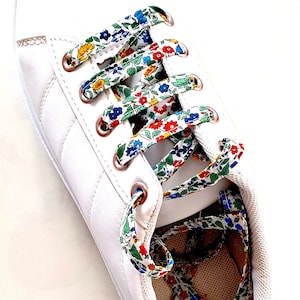 Pair of Liberty Ava shoe laces - Made in France