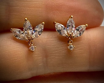 Marcasite sparkling stud earrings, dangle ear studs, 18K, CZ, upper ear jewellery, gift, gold stud earrings, shimmering stud earrings