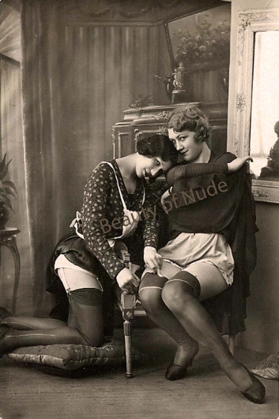 1920s Vintage Lesbian Porn - Sensual Lesbian Art Vintage Naughty Maid and Mistress 1920s - Etsy Sweden