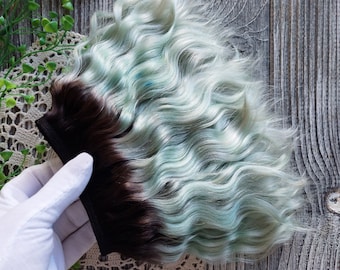 Mohair weft. Black-emerald. Mohair doll hair organic