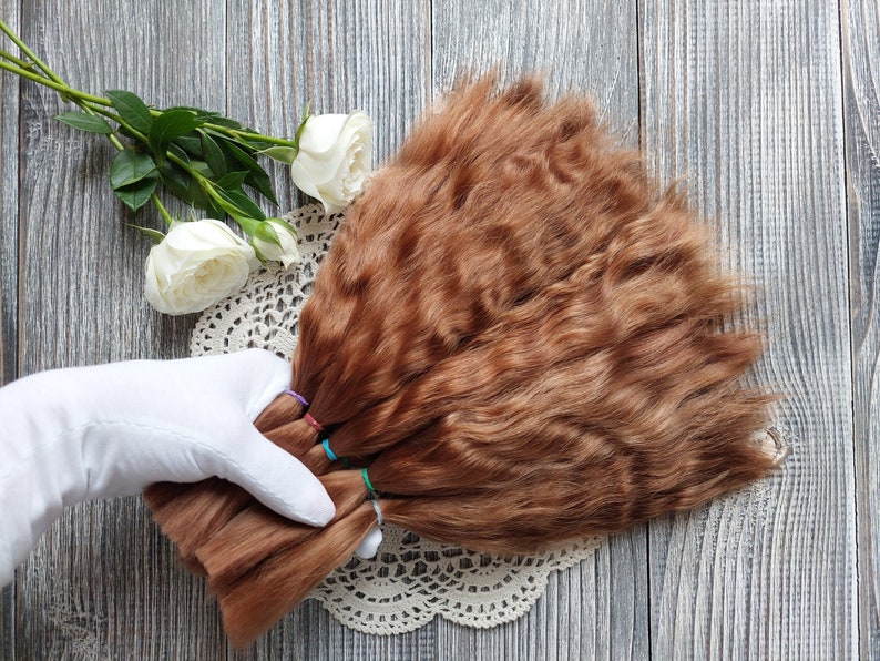 Doll hair. Made from natural Angora goat hair. Perfectly suitable as a hair for dolls. Mohair doll hair is also great for making doll wigs.
