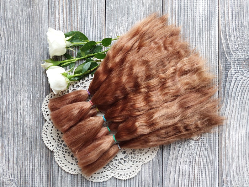Doll hair. Made from natural Angora goat hair. Perfectly suitable as a hair for dolls. Mohair doll hair is also great for making doll wigs.