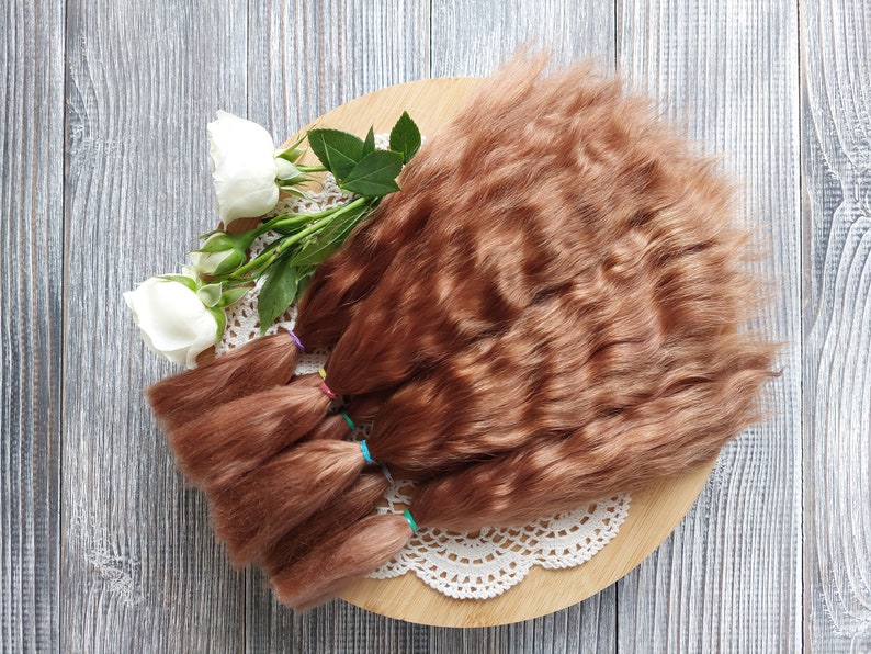 Doll hair. Made from natural Angora goat hair. Perfectly suitable as a hair for dolls. Mohair doll hair is also great for making doll wigs.