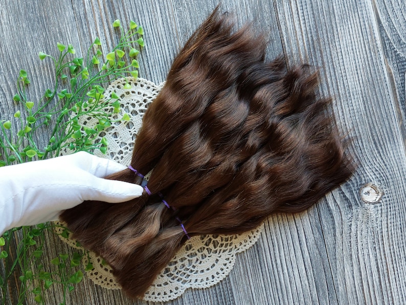 Doll hair. Made from natural Angora goat hair. Perfectly suitable as a hair for dolls. Mohair doll hair is also great for making doll wigs.