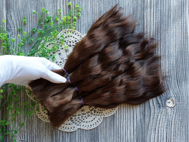 Doll hair. Made from natural Angora goat hair. Perfectly suitable as a hair for dolls. Mohair doll hair is also great for making doll wigs.