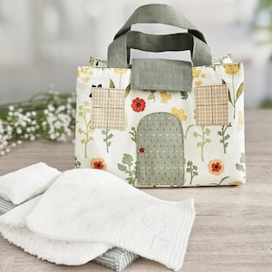 Dollhouse bag with bedding set, pillow and blanket for dolls, sewing pattern PDF