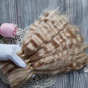 Doll hair. Made from natural Angora goat hair. Perfectly suitable as a hair for dolls. Mohair doll hair is also great for making doll wigs.