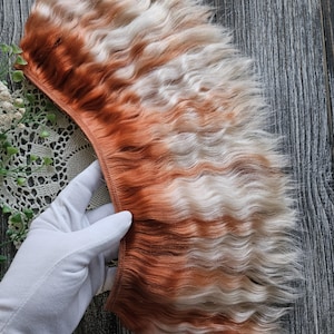 Trama de mohair (pelirroja ombré) Cabello de muñeca de mohair orgánico. Peluca Bjd. Hebras de mohair. Trama de cabello reroot de Blythe con mechones de mohair