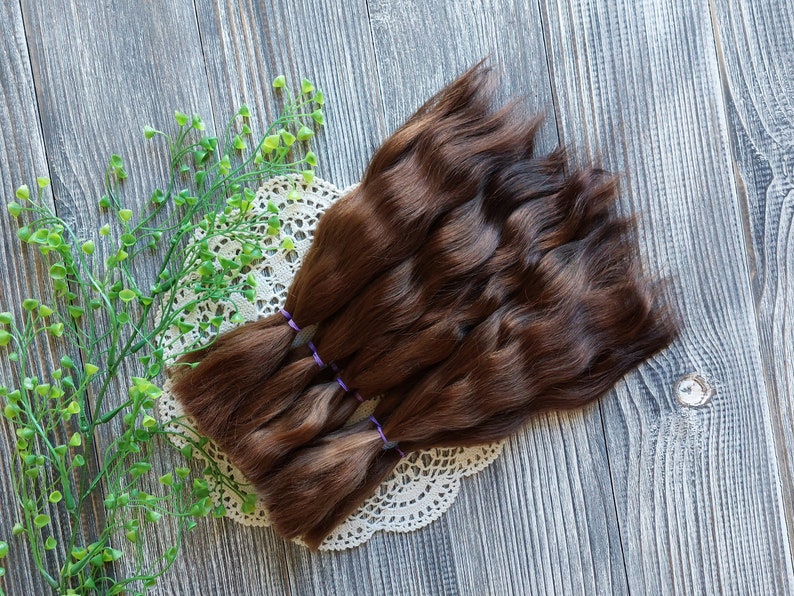Doll hair. Made from natural Angora goat hair. Perfectly suitable as a hair for dolls. Mohair doll hair is also great for making doll wigs.