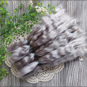 Mohair doll wig making locks photo