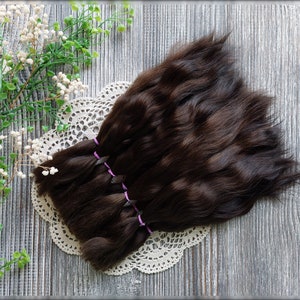 Doll hair. Made from natural Angora goat hair. Perfectly suitable as a hair for dolls. Mohair doll hair is also great for making doll wigs. Color