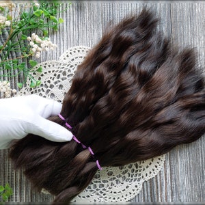 Doll hair. Made from natural Angora goat hair. Perfectly suitable as a hair for dolls. Mohair doll hair is also great for making doll wigs. Color