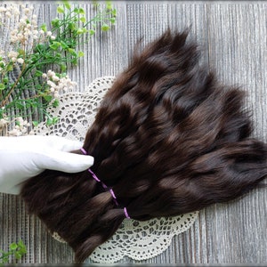 Doll hair. Made from natural Angora goat hair. Perfectly suitable as a hair for dolls. Mohair doll hair is also great for making doll wigs. Color