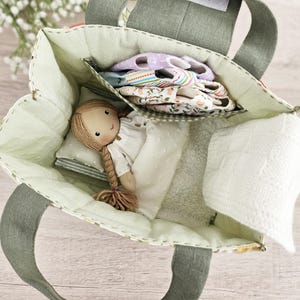 Dollhouse travel bag with doll and bedding set inside, DIY fabric sewing pattern PDF