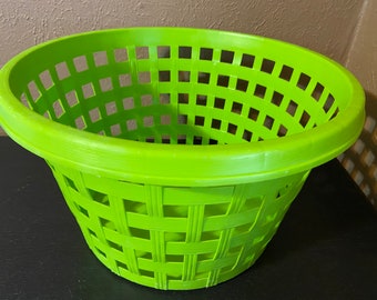 Vintage 1970s Lime Green Round Laundry Basket -- Rubbermaid Roughneck -- 2966. Perfect For a Late Summer or Fall Bedroom or Bathroom Glow-up