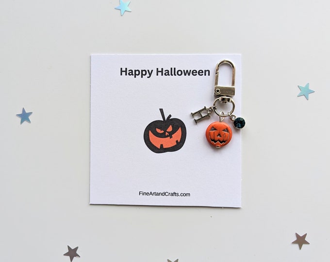 Halloween keyring gift, Halloween bag charm, Pumpkin charms,  personalised gift, Happy Halloween, Trick or Treat,