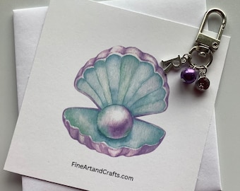 Pearl keychain, pearl keyring, personalised gift, ocean theme, shell theme, shell beach, pearl bag charm, purple theme ocean animal
