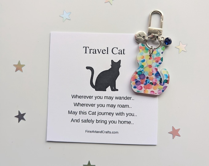 Travel cat, cat keychain, travel gift, personalised, cat bag charm, birthday gift idea for a friend, good luck charm, cat lover, multicolour