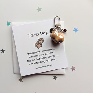 Cadeau de voyage, bijou de sac personnalisé fait main, porcelaine, chien, porte-bonheur, porte-clés, idée cadeau d'anniversaire pour un ami,