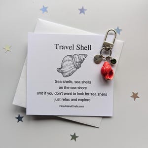 Travel gift, shell keychain, handmade personalised bag charm, birthday gift idea for a friend ,lucky charm, porcelain shell, travel shell