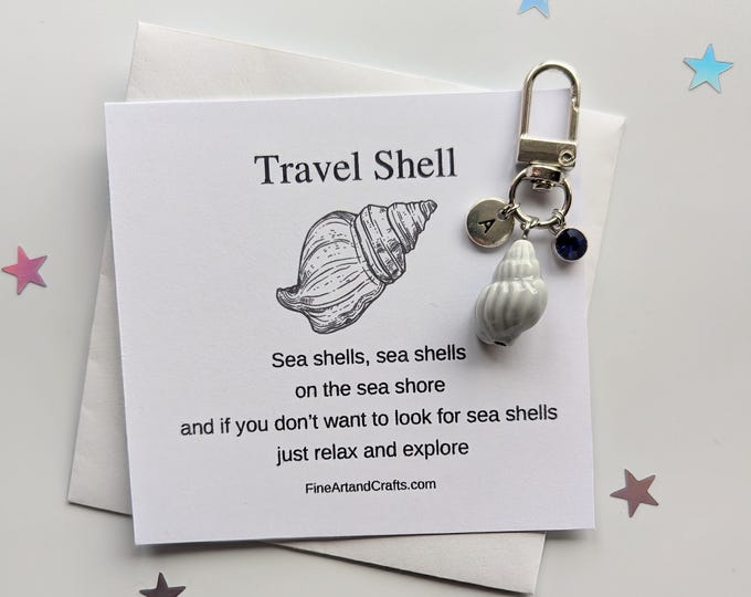 Travel gift, grey shell keychain, personalised bag charm, birthday gift idea for a friend, lucky charm, porcelain shell, travel shell
