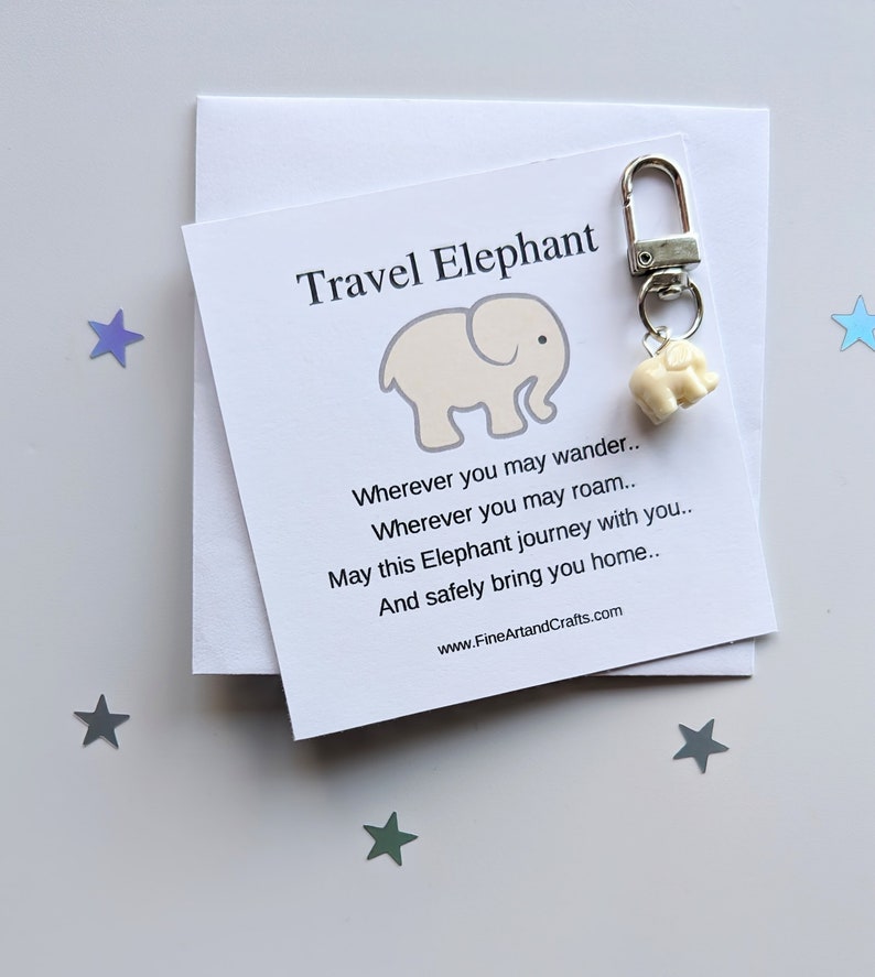 Creme Reiseelefant Schlüsselanhänger, Geschenkidee Geburtstag für Freund, Elefant Schlüsselanhänger, Glücksbringer, Personalisiert, Elefant Taschenanhänger Bild 4