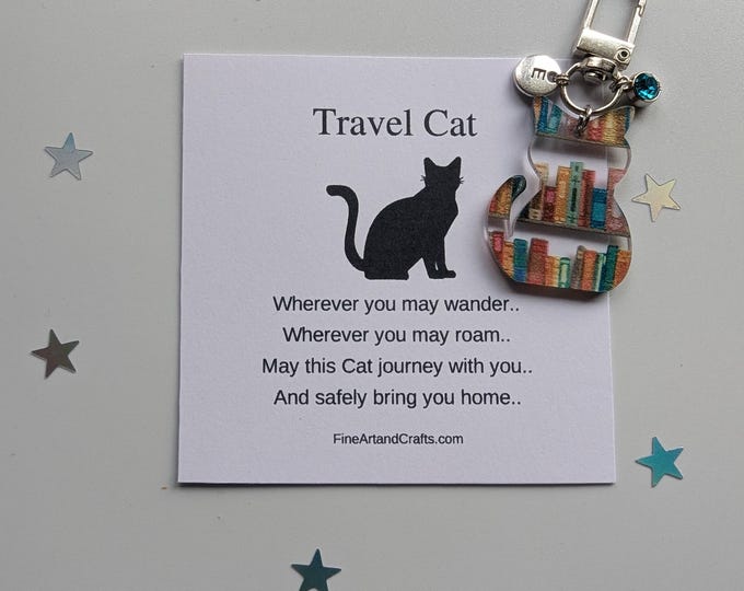 Travel cat, cat keychain, travel gift, personalised, cat bag charm, birthday gift idea for a friend, good luck charm, cat lover, book design